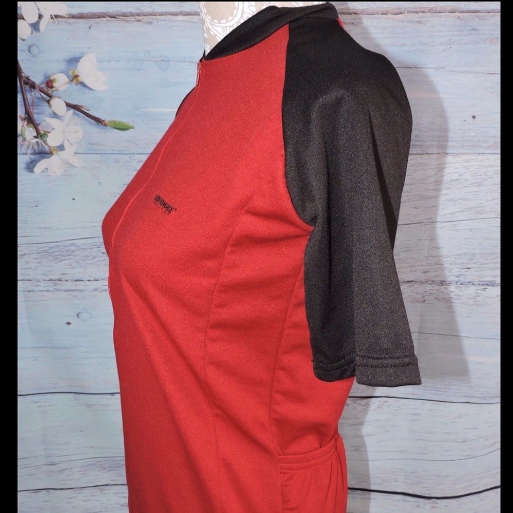 Performance Technical Women’s Wear Cycling Shirt - Picture 3 of 10
